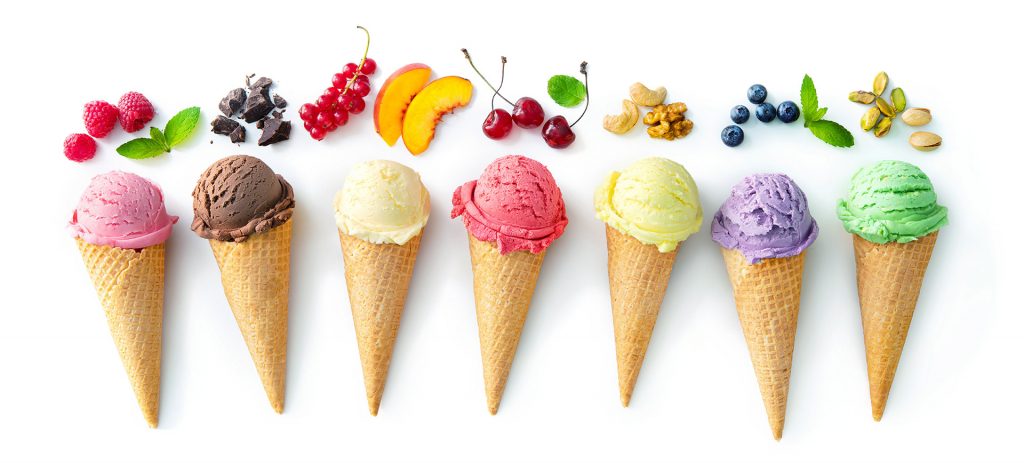 cornets de glace et fruits
